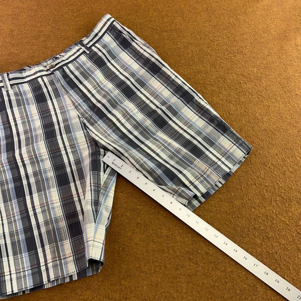 Tommy Bahama Mens 40 Blue Plaid Cotton Silk Blend Casual Flat Front Shorts